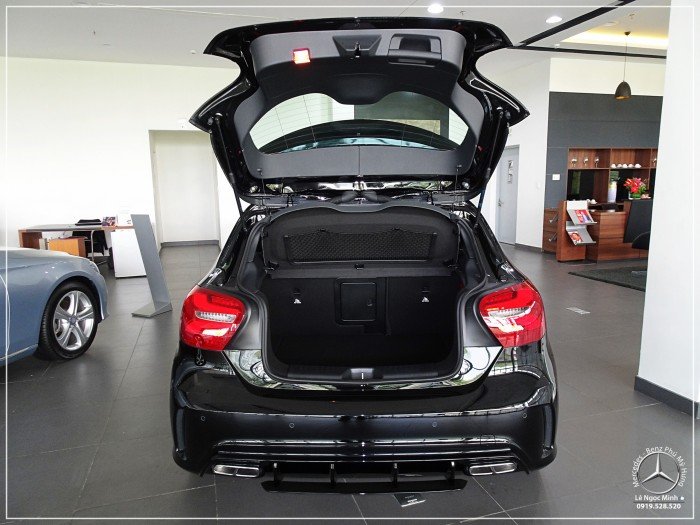 MERCEDES-AMG A45 2018 - 381HP - XE GIAO NGAY