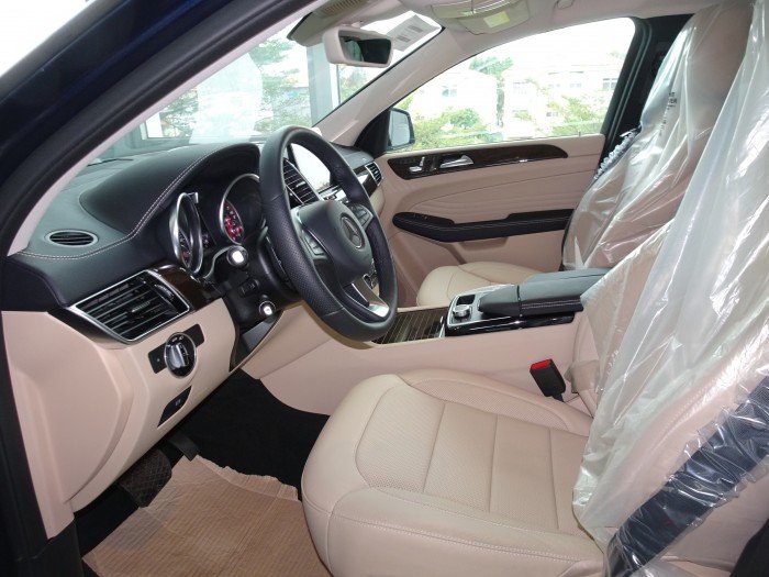 MERCEDES-BENZ GLE 400 COUPE 2018 giá hấp dẫn