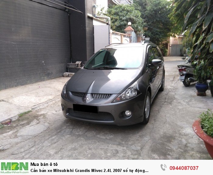Cần bán xe Mitsubishi Grandis Mivec 2.4L 2007 số tự động màu xám