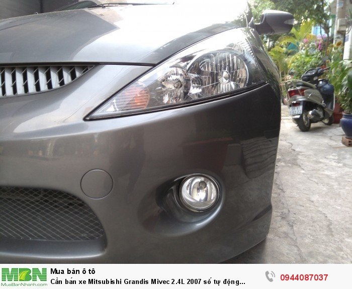 Cần bán xe Mitsubishi Grandis Mivec 2.4L 2007 số tự động màu xám