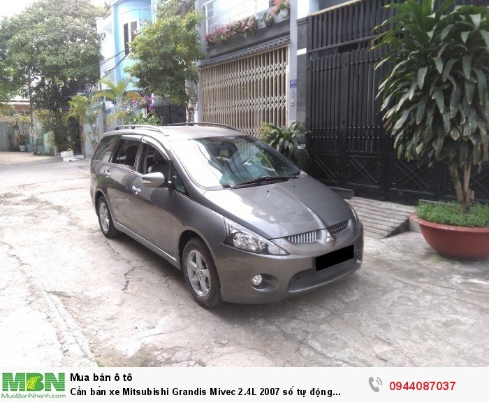 Cần bán xe Mitsubishi Grandis Mivec 2.4L 2007 số tự động màu xám