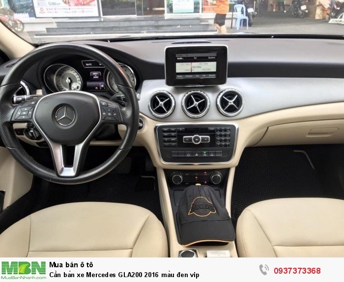 Cần bán xe Mercedes GLA200 2016 màu đen vip