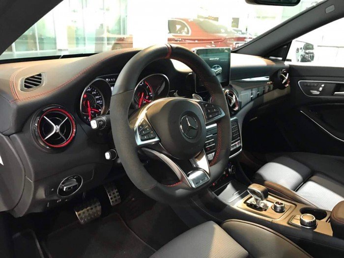 Bán Mercedes Benz CLA 45 2018 - XE GIAO NGAY