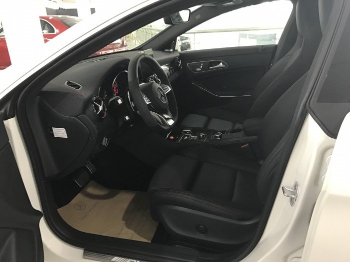 Bán Mercedes Benz CLA 45 2018 - XE GIAO NGAY