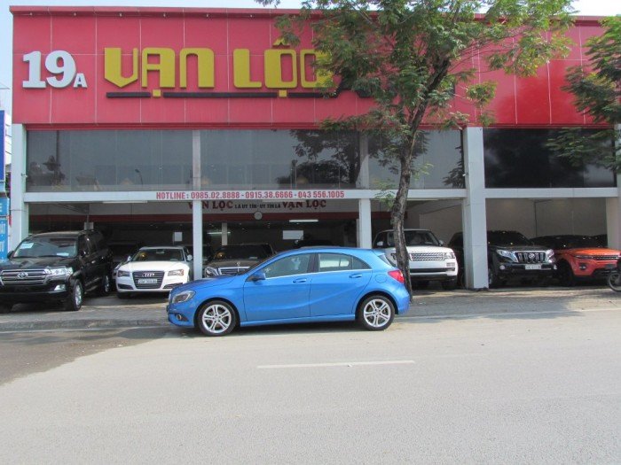 Mercedes A200 2014 màu xanh
