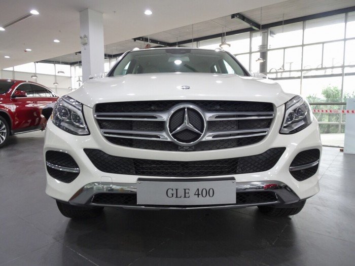 Mercedes GLE 400 4MATIC - GIÁ TỐT - XE GIAO NGAY