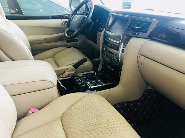 Bán Lexus LX570 sản xuất 2009 đã lên fom2015,xe Mỹ đủ đồ có phanh khoảng cách