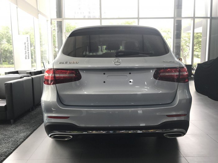 MERCEDES-BENZ GLC 300 AMG NEW 2019 - Xe SUV gia đình đầu bảng-  Giao Ngay