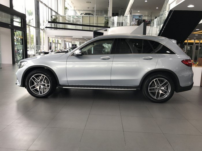 MERCEDES-BENZ GLC 300 AMG NEW 2019 - Xe SUV gia đình đầu bảng-  Giao Ngay