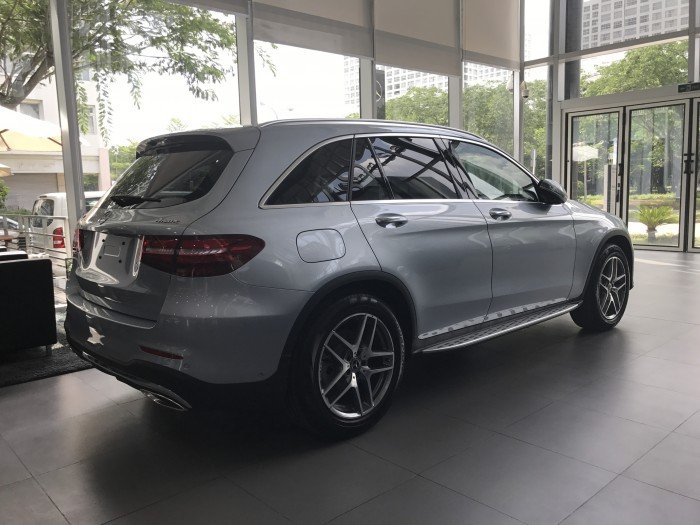 MERCEDES-BENZ GLC 300 AMG NEW 2019 - Xe SUV gia đình đầu bảng-  Giao Ngay