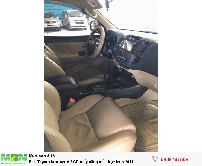 Bán Toyota fortuner V 2WD máy xăng màu bạc bstp 2014