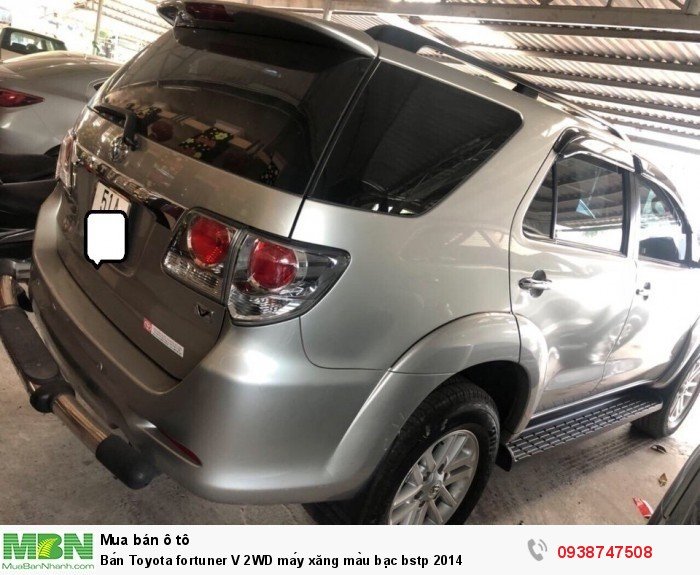 Bán Toyota fortuner V 2WD máy xăng màu bạc bstp 2014