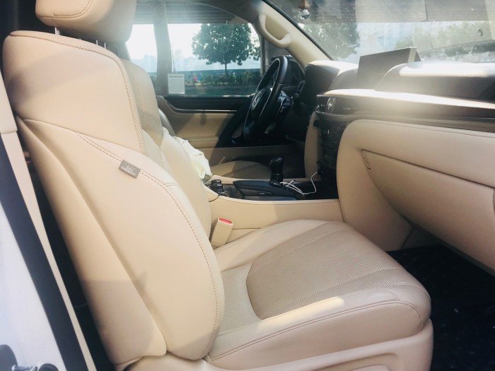 BÁN LEXUS LX570 sản xuất 2016 đăng ký 2017,xe như mới,xe Mỹ