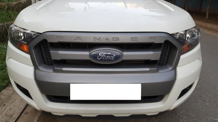 Chính chủ bán Ford Ranger 2016 sốtự động,màu trắng