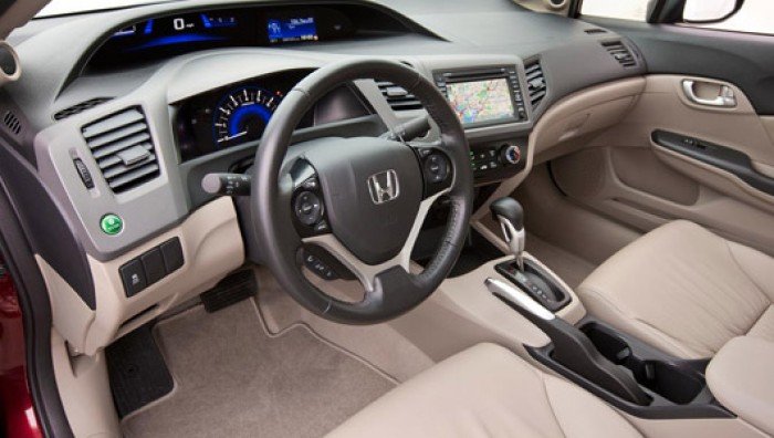 Cho thuê tự lái Honda Civic 2016 mới mua, giá tốt