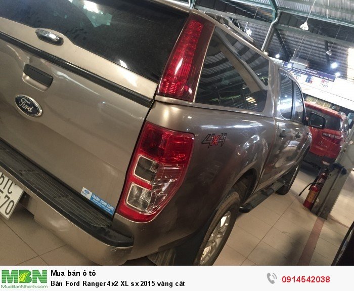 Bán Ford Ranger 4x2 XL sx 2015 vàng cát