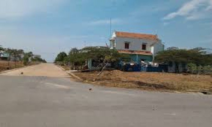 Tôi cần bán lô đất tại Nguyễn Hữu Cảnh,Thuận An,Bd