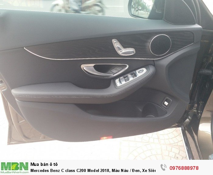 Mercedes Benz C class C200 Model 2018, Màu Nâu / Đen, Xe Siêu Lướt