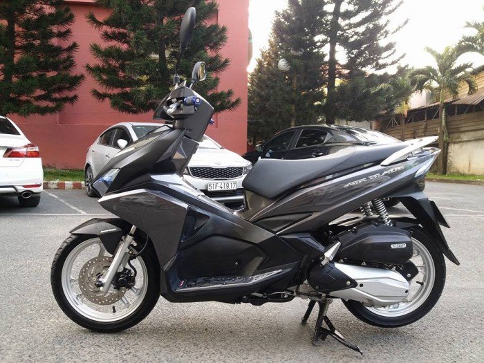 Honda Air Blade 125 Fi Xám Đen 2016 Remote Bản Cao Cấp Tem Hoa Văn Odo 7000Km