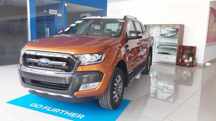 Bán Ford Ranger XLS Long An giá 2018 kèm nhiều ưu đãi hấp dẫn.