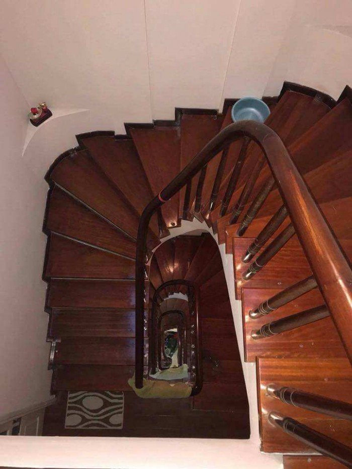 Cần bán gấp nhà Phố Đặng Văn Ngữ 35m2x5 tầng Mt 3.8m
