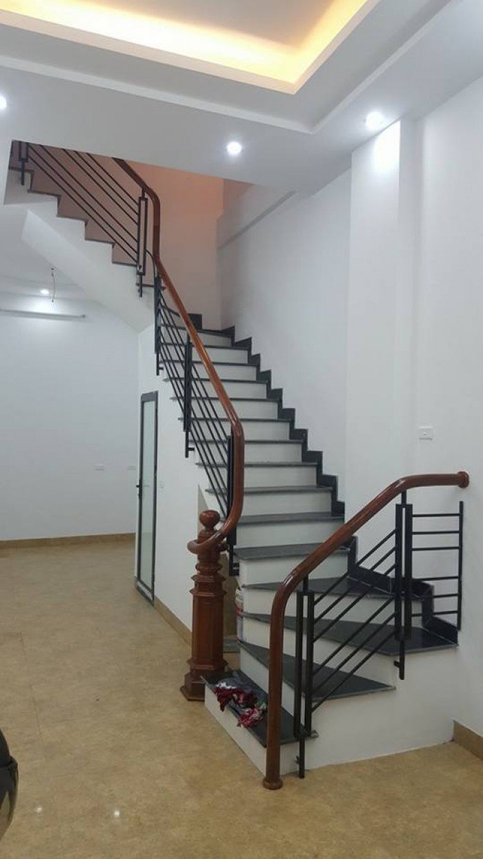 Bán nhà riêng khu Thịnh Quang mt3,6.