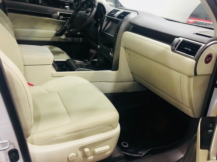 Bán Lexus GX460 sản xuất 2016 xe đẹp, đủ đồ