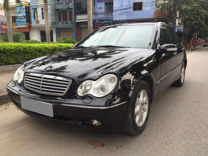 Cần bán xe Mercedes C200 màu đen sx 2003 đẹp zin nguyên một chủ