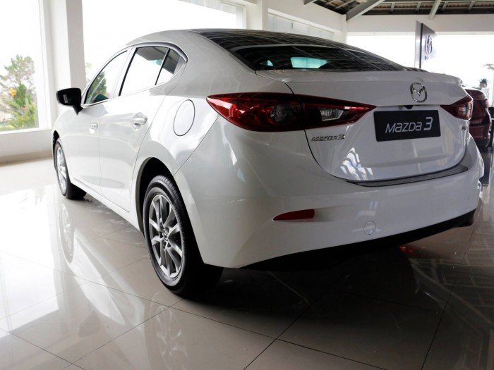 Mazda 3 đời 2017 mới mua cho thuê tự lái giá rẻ