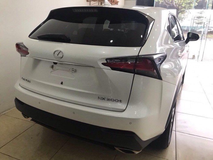 Lexus NX200T