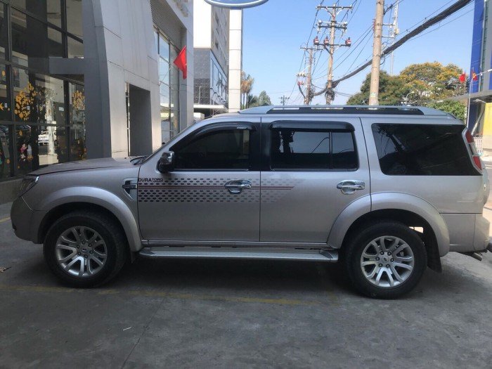 Bán Everest 01 cầu ghi vàng sx 2013