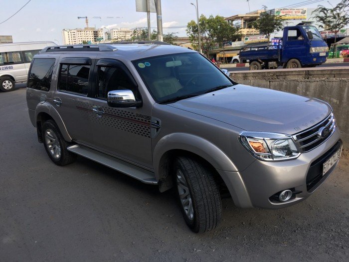Bán Everest 01 cầu ghi vàng sx 2013