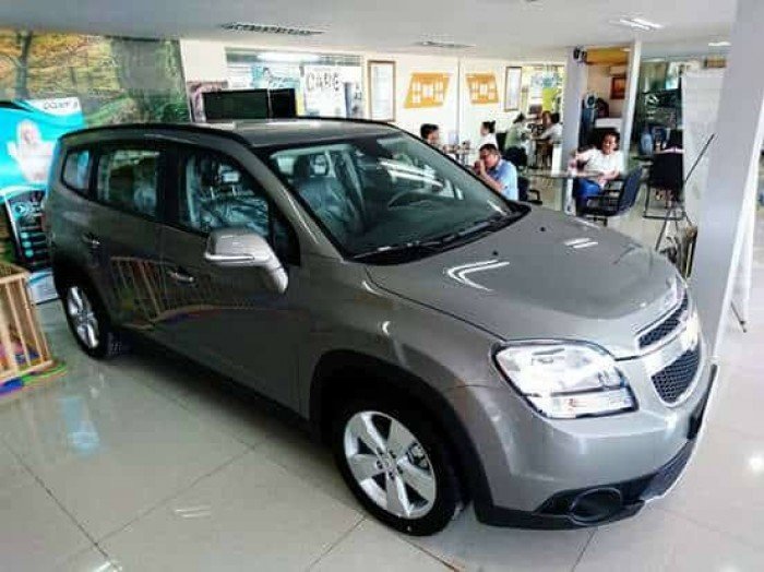 Xe 7 chỗ trả góp tỉnh chạy hợp đồng