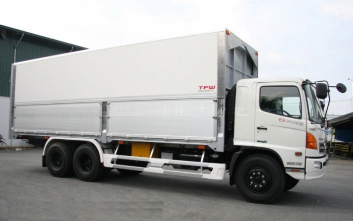 Em bán xe tải Hino thùng siêu dài 25 tấn các bác ủng hộ ạ!