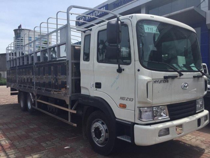 Hyundai 15 tấn thùng mui bạt,thùng kín