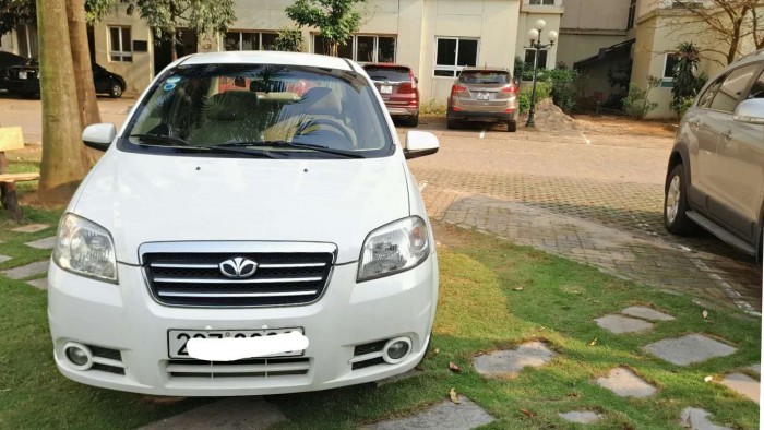 Chính chủ bán xe Gentra đời đầu, đi 10,000km, giá tốt