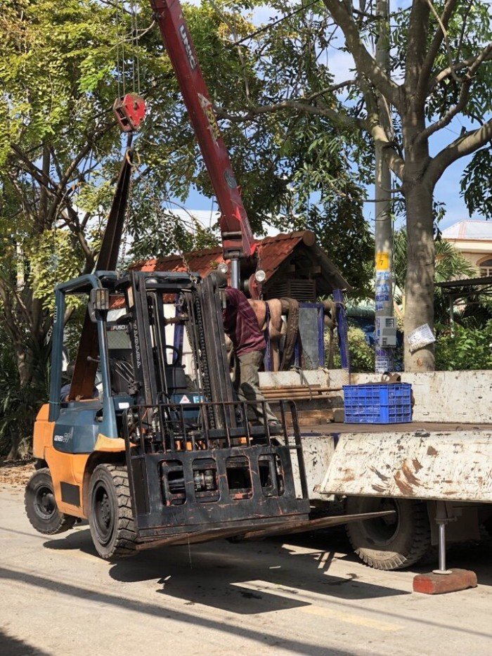 Bán xe nâng dầu totota 3 tấn có gắn càng push pull giá rẻ
