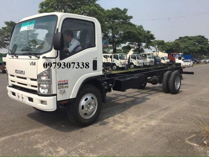 Xe tải ISUZU FN129 8.2