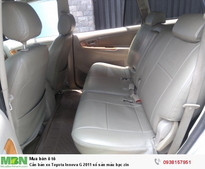 Cần bán xe Toyota Innova G 2011 số sàn màu bạc zin