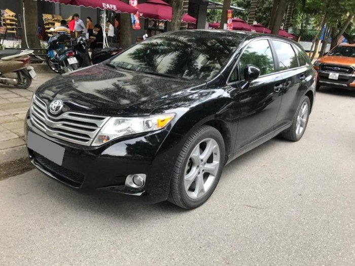 Mình cần bán xe Toyota Venza at đen nhập Mỹ 2009 dk 2010 bản full đồ