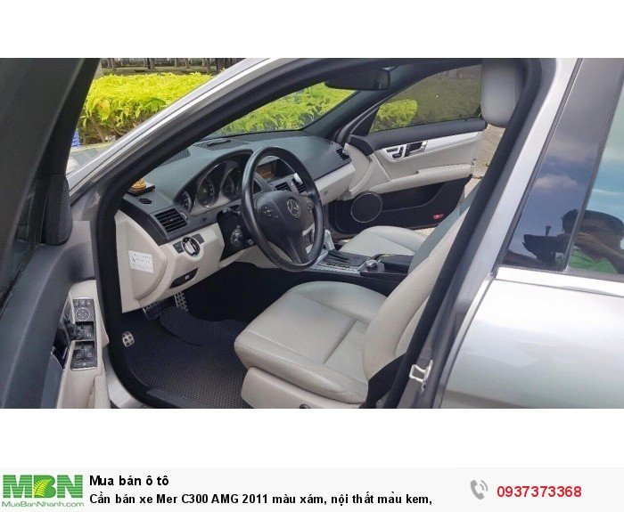 Cần bán xe Mer C300 AMG 2011 màu xám, nội thất màu kem,