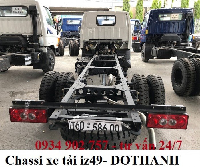 Xe tải isuzu 2.2 tấn/ 2 tấn 2/ 2 tan 2  động cơ Isuzu thùng dài 4.3m giá rẻ nhất TP.HCM.