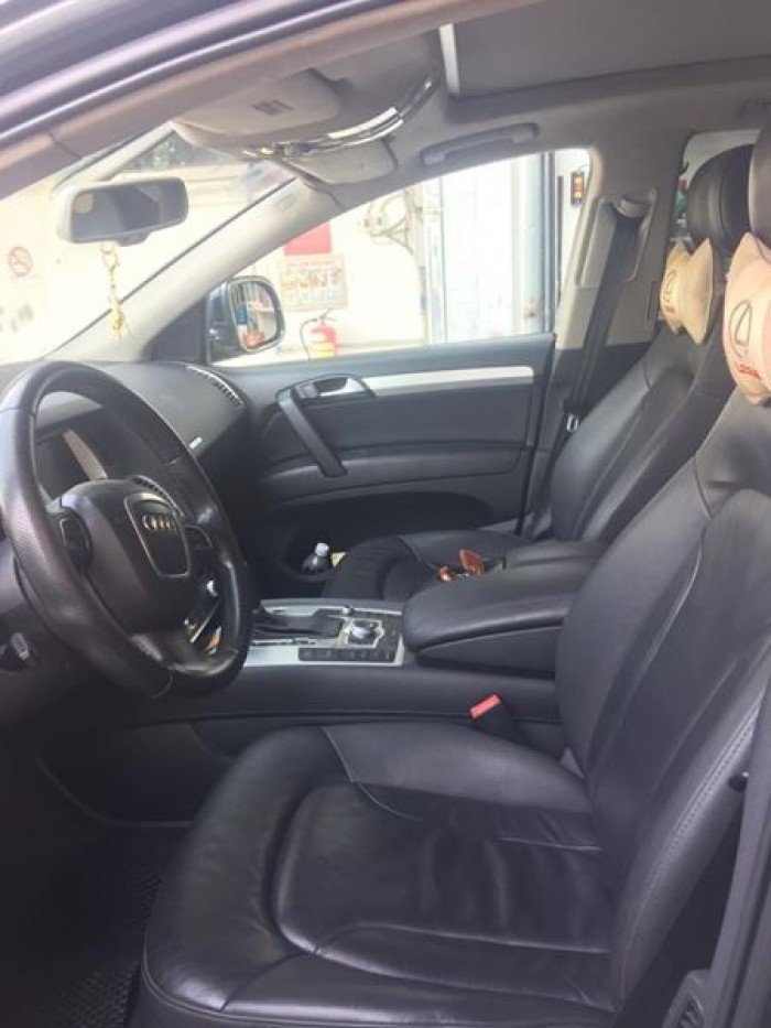 Audi Q7 năm 2008 đăng ký lần đầu 2009