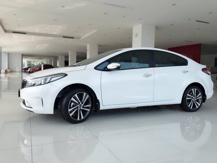 Bán Xe Kia CERATO 1.6 số sàn giá tốt nhất Tây Ninh!!!.Hỗ trợ vay 80% giá trị xe với lãi suất ưu đãi nhất.