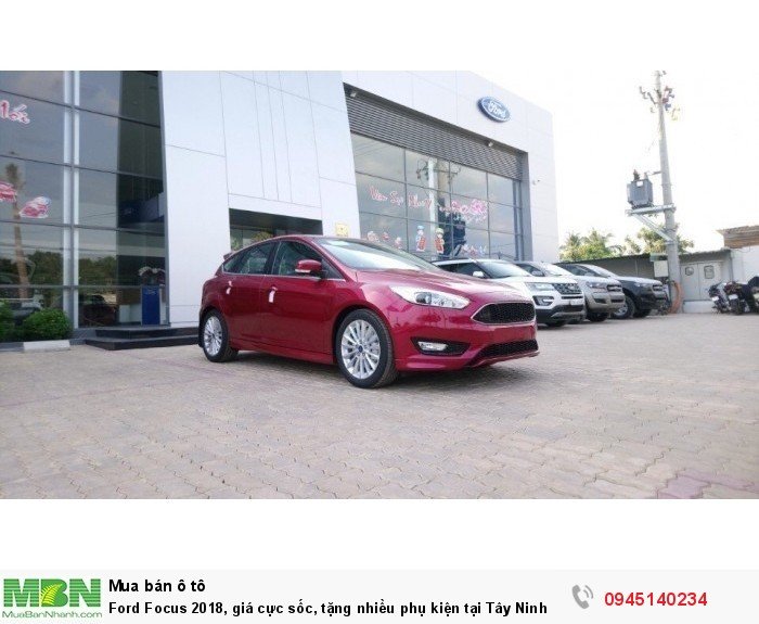 Ford Focus 2018, giá cực sốc, tặng nhiều phụ kiện tại Tây Ninh