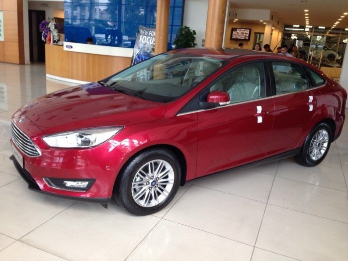 Ford Tây Ninh bán Ford Focus Titanium 2018, xe Ford sedan 5 chổ giá ưu đãi kèm quà tặng.