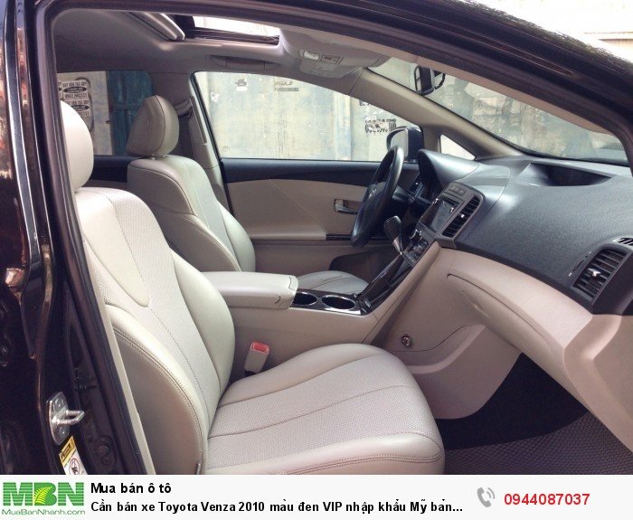 Cần bán xe Toyota Venza 2010 màu đen VIP nhập khẩu Mỹ bản full đồ