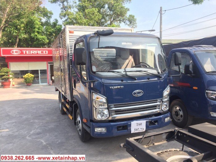 Xe tải Tera 250 2,5 tấn đi vào thành phố