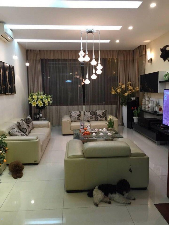 Bán nhà phân lô 40m2,ô tô trước nhà,an ninh tốt.ở luôn tại Hoàng cầu