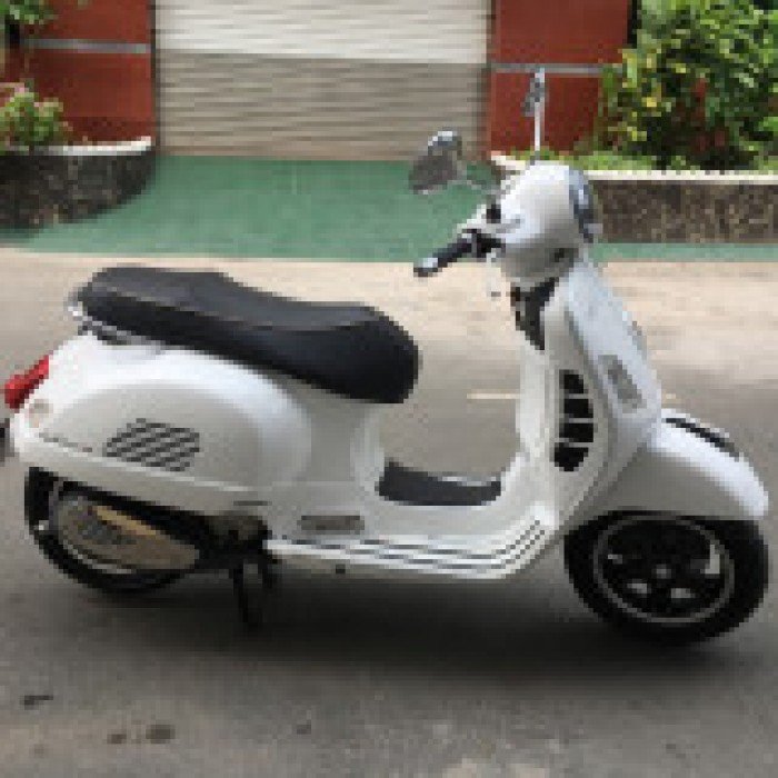 Vespa GTS Ý phun xăng Fi mua thùng 2011,ít có,zin